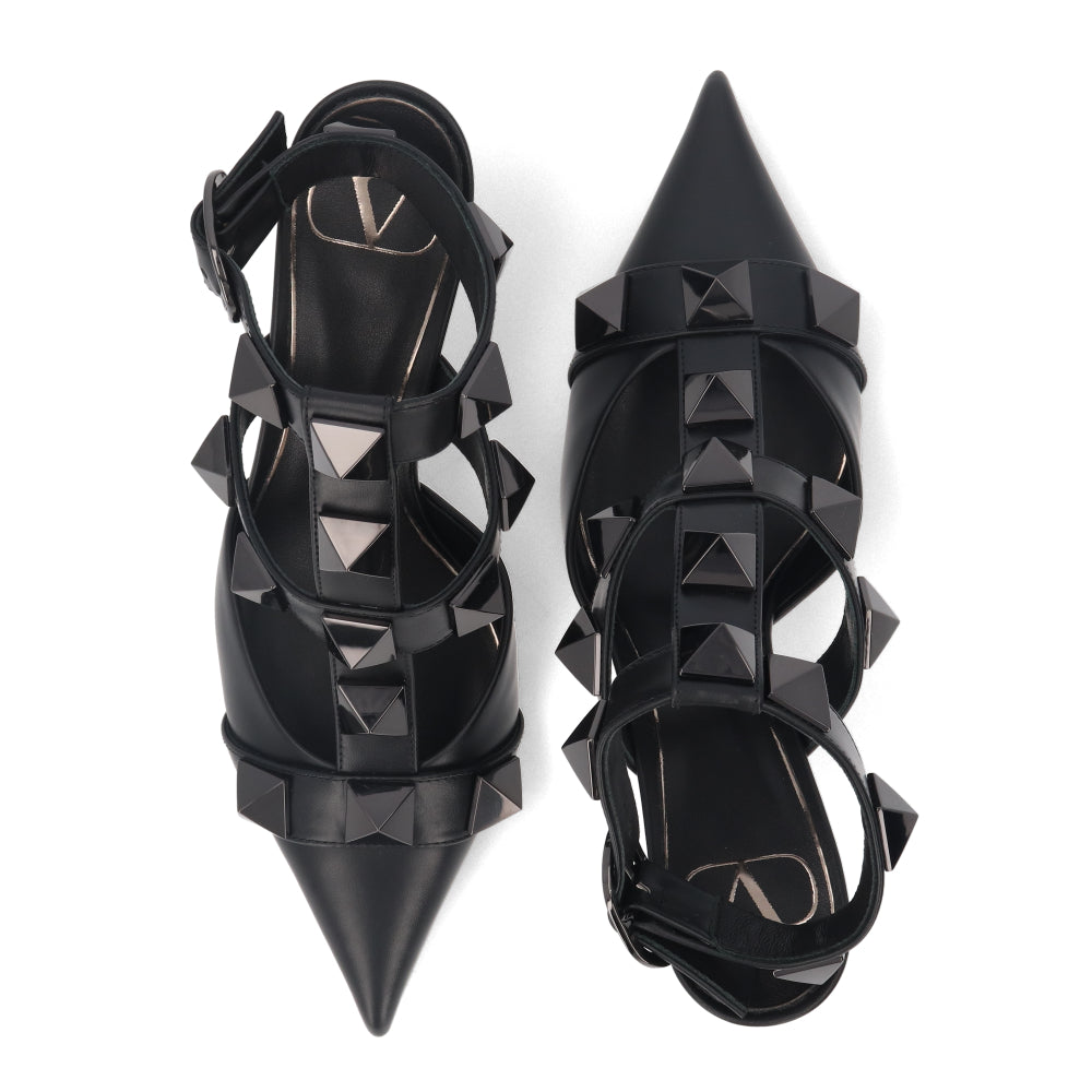 ヴァレンティノ パンプス ローマンスタッズ アンクルストラップ