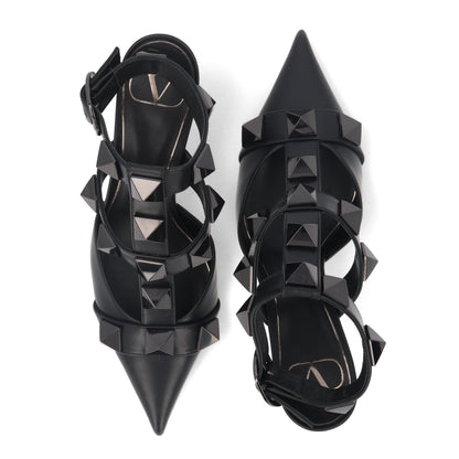 ヴァレンティノ パンプス ローマンスタッズ アンクルストラップ