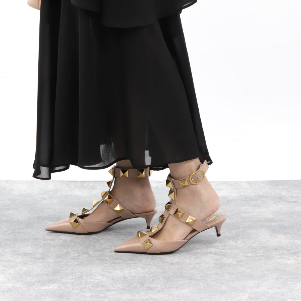 ヴァレンティノ パンプス ローマンスタッズ アンクルストラップ