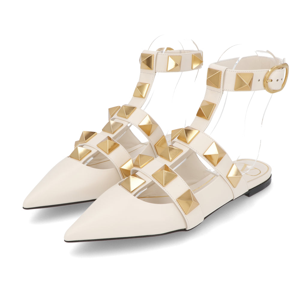 ヴァレンティノ VALENTINO サンダル ヒールなし XW0S0BY5 ZWM 0NO レディース ブラック ホワイト  ロックスタッズ