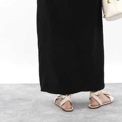 ヴァレンティノ フラットサンダル ワンスタッズ ストラップ