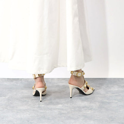 ヴァレンティノ VALENTINO シューズ パンプス レディース ブラック ベージュ アイボリー レザー ローマンスタッズ ポインテッドトゥ ゴールド金具 サンダル ヒールあり 2W2S0CB2ZWM
