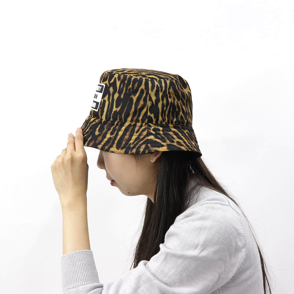 バーバリー 8023869 LEOPA バケットハット レオパード柄