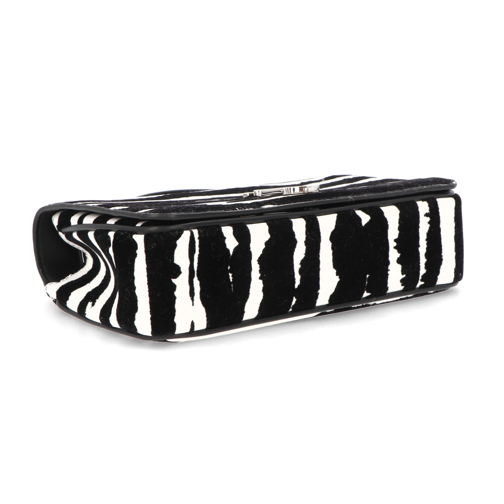 バーバリー ショルダーバッグ 8028181 A6601 ゼブラ柄