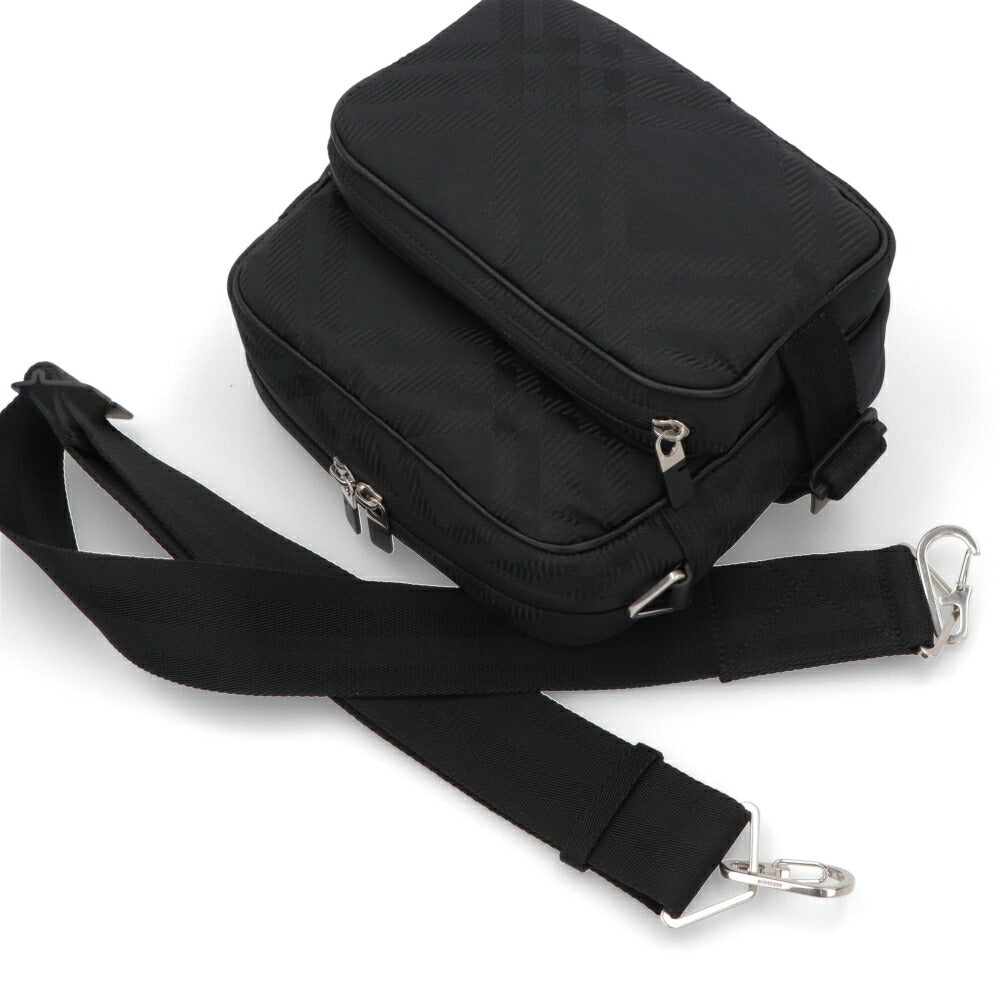 BURBERRY ショルダーバッグ ブラック 8085380