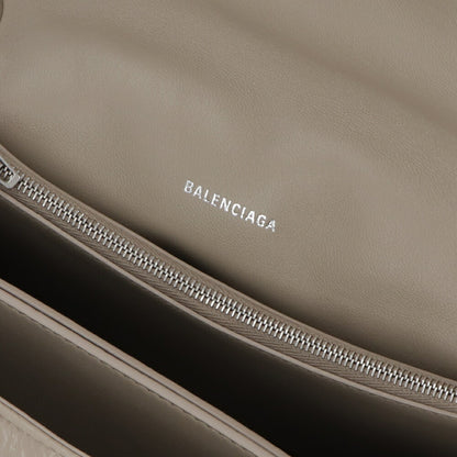 BALENCIAGA ショルダーバッグ Crush Chain Bag Medium