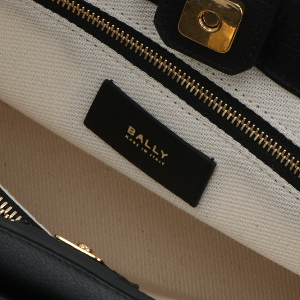 BALLY ショルダーバッグ TRAPEZE SOFT レザー