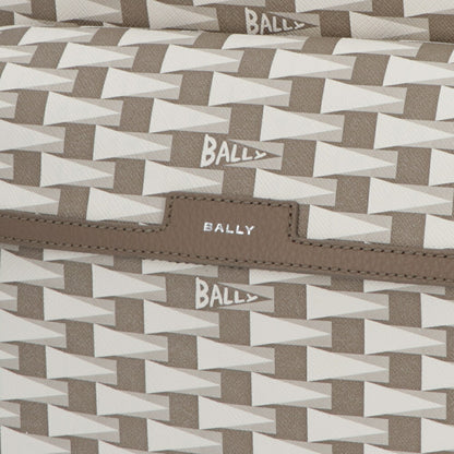 バリー BALLY バッグ リュック・デイパック ユニセックス BORD TREKK グレー系 ブラウン×レッド ブラウン レザー メンズ レディース ペナントモチーフ ゴールド金具 シルバー金具