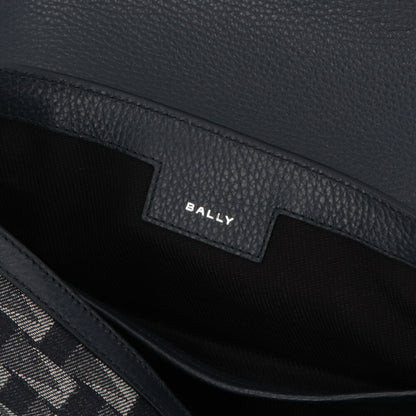 バリー BALLY バッグ ショルダーバッグ メンズ PENNANT CROSS ネイビー デニム レザー クロスボディーバッグ モノグラム 総柄  PENNANT CROSS/U507P