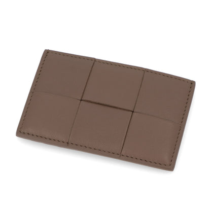 ボッテガ ヴェネタ BOTTEGA VENETA 雑貨 カードケース ユニセックス CASSETTE カセット ブラウン ブルー ピンク ブラック ラムスキン メンズ レディース マキシイントレチャート 定期入れ パスケース ロゴ シンプル 742693 VCQC4
