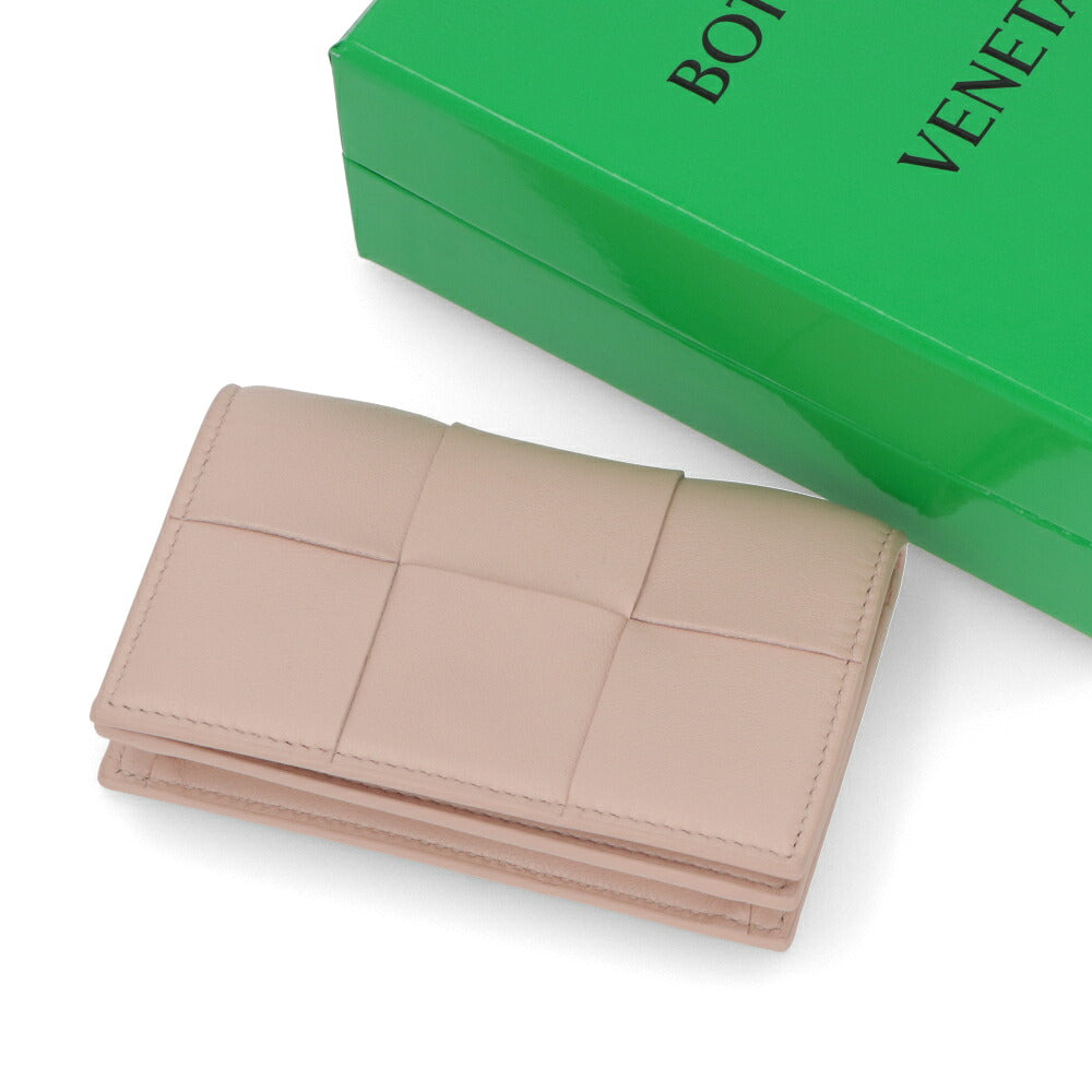BOTTEGA VENETA ボッテガ ヴェネタ ユニセックス 雑貨 カードケース ピンクベージュ ラムスキン マキシイントレチャート カセット 定期入れ カードケース シンプル 651396 VCQC4