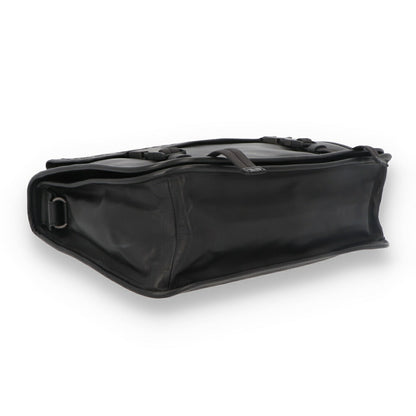 ボッテガ ヴェネタ BOTTEGA VENETA バッグ ショルダーバッグ 534435 VQ12A1000 イントレチャート メンズ ブラック A4対応 横型 メッセンジャーバッグ