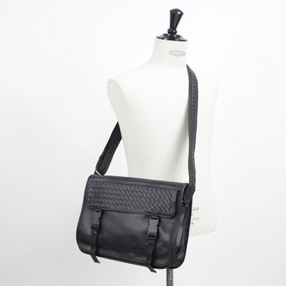 ボッテガ ヴェネタ BOTTEGA VENETA バッグ ショルダーバッグ 534435 VQ12A1000 イントレチャート メンズ ブラック A4対応 横型 メッセンジャーバッグ