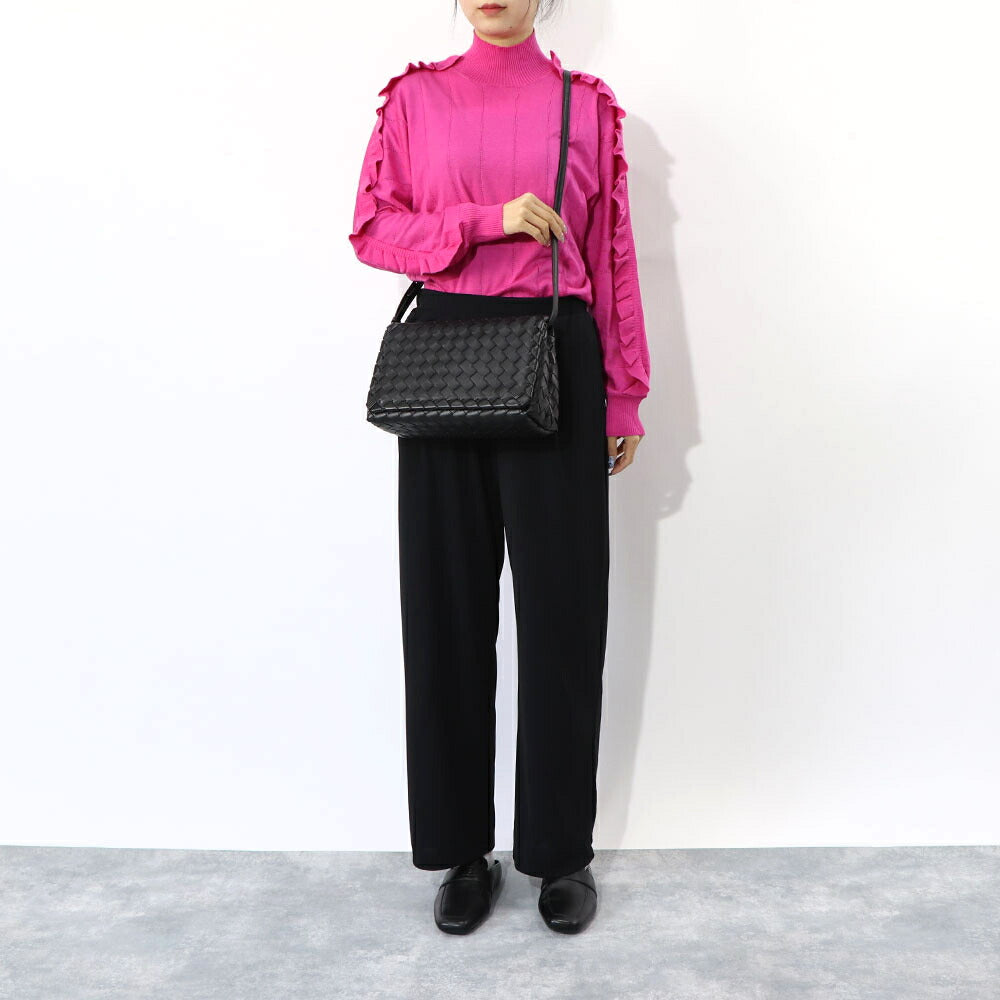 BOTTEGA VENETA ショルダーバッグ イントレチャート