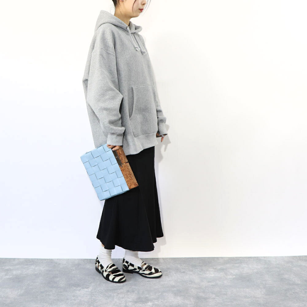 BOTTEGA VENETA BVスナップ クラッチバッグ