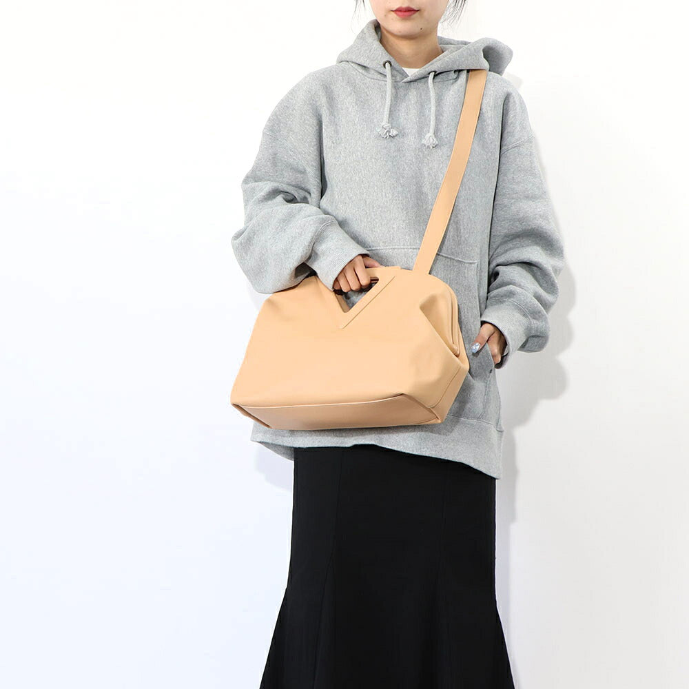 BOTTEGA VENETA ポイント ミディアム ショルダーバッグ