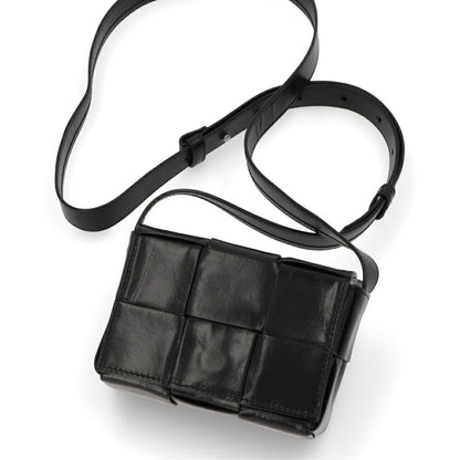 ボッテガ ヴェネタ BOTTEGA VENETA バッグ ショルダーバッグ ユニセックス CANDY CASSETTE ブラック 牛革 ナイロン ショルダーバッグ クロスボディバッグ キャンディーカセット ミニバッグ マキシイントレチャート 667048 VCQ72