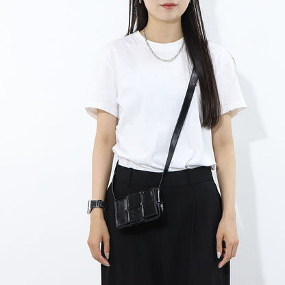 ボッテガ ヴェネタ BOTTEGA VENETA バッグ ショルダーバッグ ユニセックス CANDY CASSETTE ブラック 牛革 ナイロン ショルダーバッグ クロスボディバッグ キャンディーカセット ミニバッグ マキシイントレチャート 667048 VCQ72