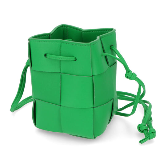 ボッテガ ヴェネタ BOTTEGA VENETA バッグ ショルダーバッグ レディース MINI CASSETTE BUCKET BAG グリーン ラムスキン カーフレザー マキシイントレチャートレザー ミニバッグ ドローストリング  680217 VCQC4