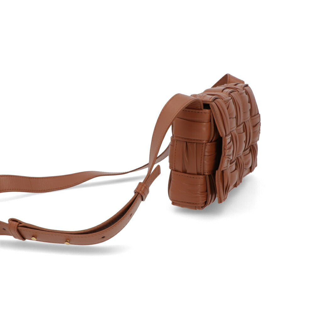BOTTEGA VENETA ショルダーバッグ ブラウン カーフスキン マキシイントレチャート カセット  イントレチャートレザー 736253 V2FY1