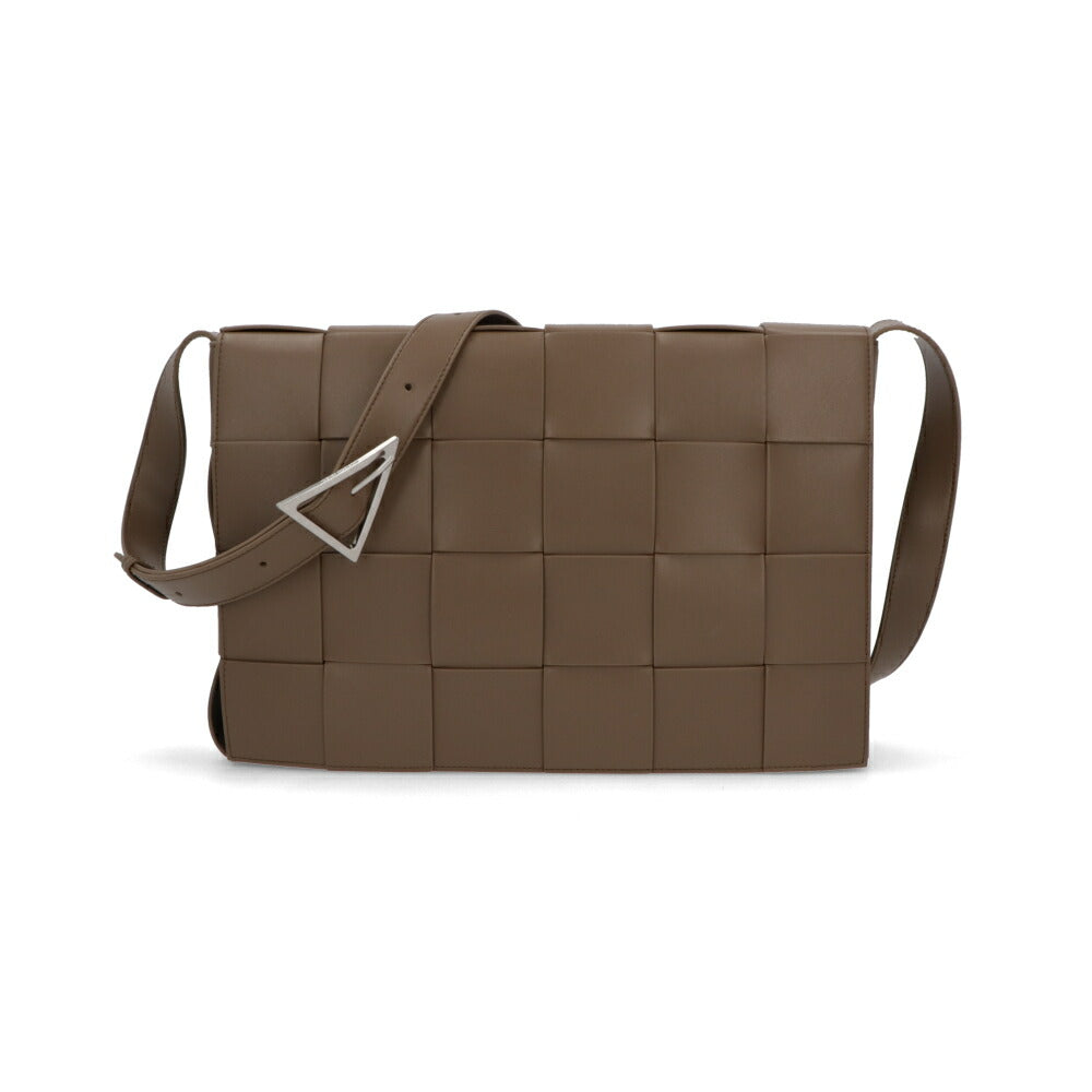 BOTTEGA VENETA ショルダーバッグ ブラウン マキシイントレチャート グ カセット 778320 VB1K0