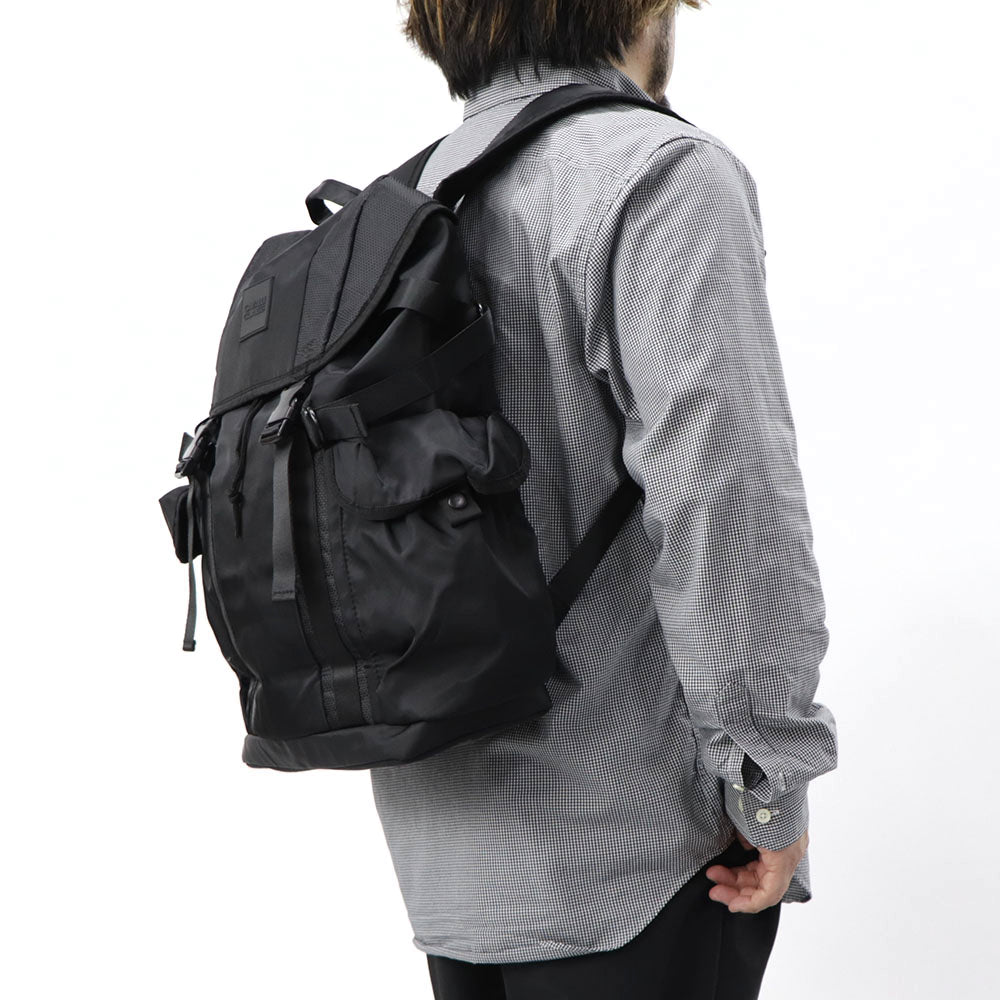 カヴァリクラス リュック OXV10DSB049 ユニセックス 黒