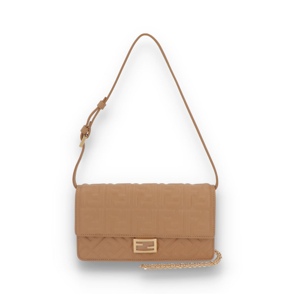 FENDI フェンディ レディース バッグ ショルダーバッグ ホワイト ライトブラウン ナッパレザー チェーンウォレット FFモチーフ 8M0498