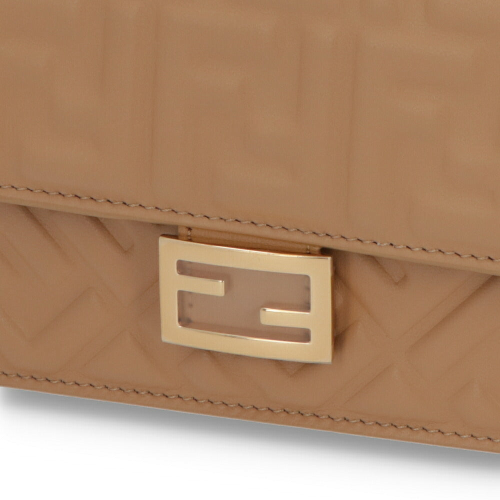 FENDI フェンディ レディース バッグ ショルダーバッグ ホワイト ライトブラウン ナッパレザー チェーンウォレット FFモチーフ 8M0498