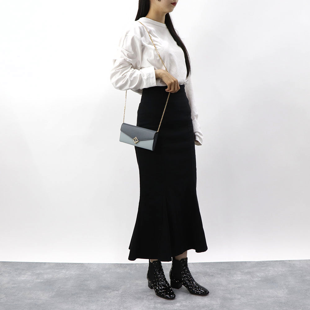 FENDI FFダイヤモンド チェーン付き長財布 グレー×ライトブルー