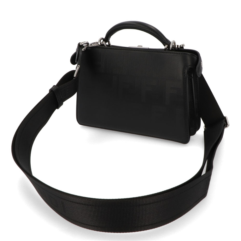 FENDI ショルダーバッグ PEEKABOO ピーカブー ISEEU