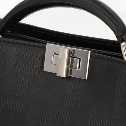 FENDI ショルダーバッグ PEEKABOO ピーカブー ISEEU