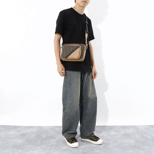 フェンディ FENDI バッグ ショルダーバッグ レディース CAMERA CASE DUO カメラケース ドゥオ ブラウン系 カーフレザー キャンバス ロゴ FF柄 ズッカ柄 7VA607 ALKA