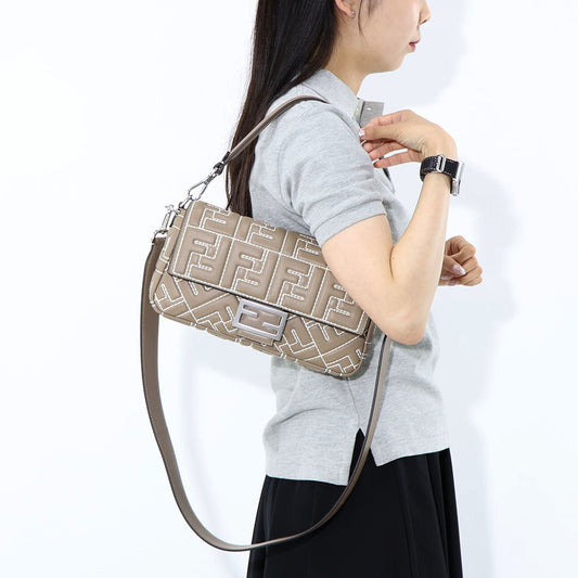 フェンディ FENDI バッグ ハンドバッグ レディース BAGUETTE バゲット グレージュ ナッパレザー ショルダーバッグ 2way FF柄 ズッカ柄 ロゴ ホワイト ステッチ 8BR600 ANX4