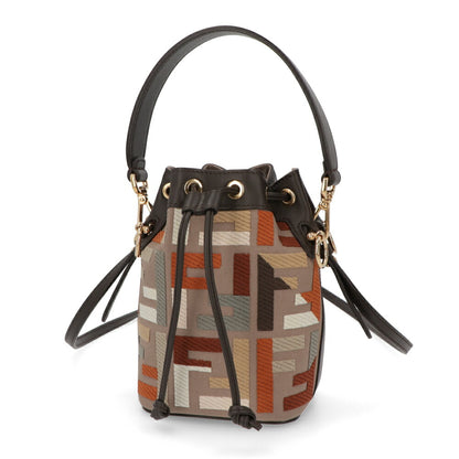 フェンディ FENDI バッグ ハンドバッグ レディース MINI MON TRESOR ミニ モン トレゾール グレージュ×アイボリー ダークブラウン×グレージュ カーフレザー キャンバス ショルダーバッグ 2way FFロゴ ズッカ柄 巾着 鞄 2色 8BS010 APKE