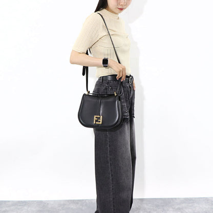 フェンディ FENDI バッグ ショルダーバッグ レディース カモン ブラック レザー ミディアム ロゴ ゴールド金具 シンプル 8BT366 AQ0K