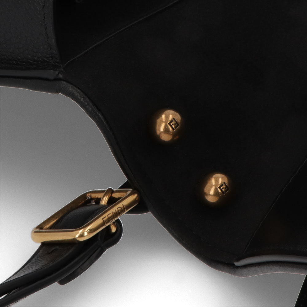 Fendi レオパード柄　ミンクファー ショルダーバッグ❣️ フェンディ FENDI バッグ ショルダーバッグ レディース カモン