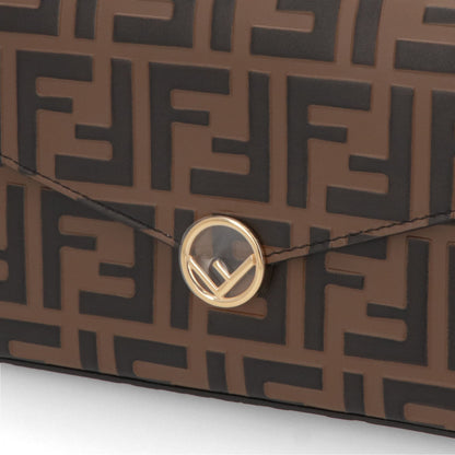 フェンディ FENDI バッグ ショルダーバッグ レディース ブラウン レザー ロゴ 総柄 ゴールド金具 長財布 チェーンショルダー 8BS032 AAFM