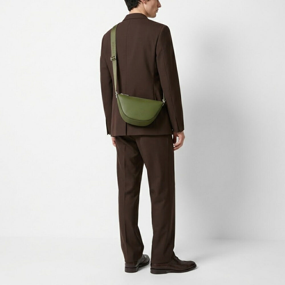 FENDI フェンディ ユニセックス バッグ ショルダーバッグ MELON SMALL グリーン レザー クロスボディバッグ メッセンジャーバッグ 7VA635