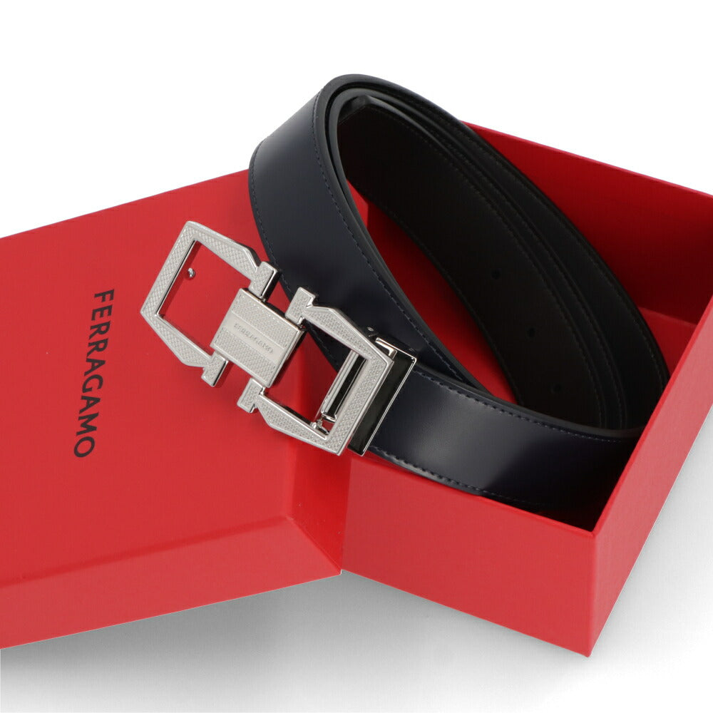 FERRAGAMO ベルトネイビー×ブラック ガンチーニ ロゴ入り 670367 775762