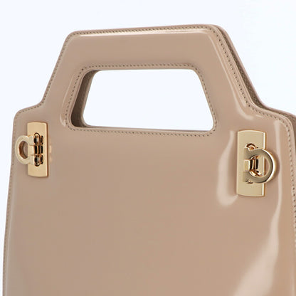 FERRAGAMO ショルダーWANDA ベージュ レザー ワンダ ゴールド金具