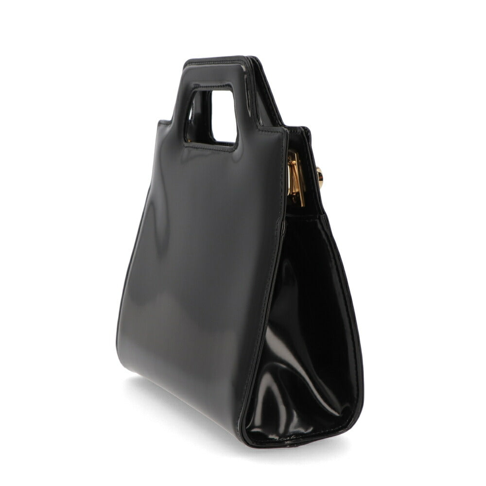 FERRAGAMO ショルダーWANDA ブラック レザー ワンダ ゴールド金具