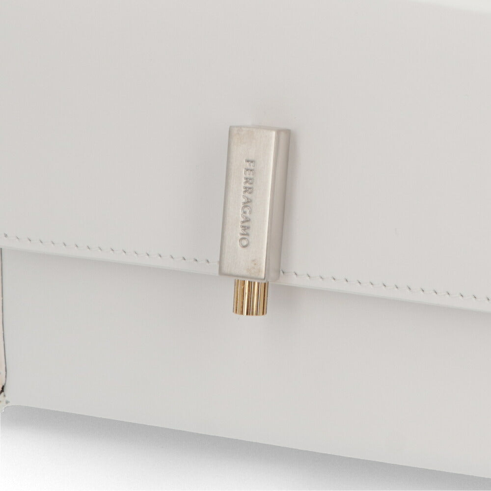 FERRAGAMO ショルダーバッグ ホワイト 2way 213971 0765477 – BOUJÉTOI
