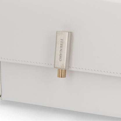 FERRAGAMO ショルダーバッグ ホワイト 2way 213971 0765477