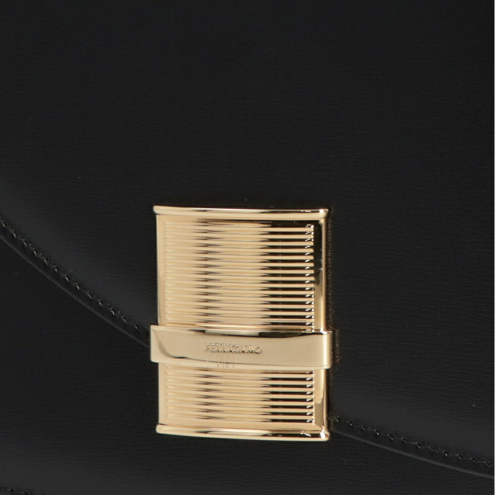 FERRAGAMO ショルダーバッグ ブラック ミニバッグ 215971 0769385