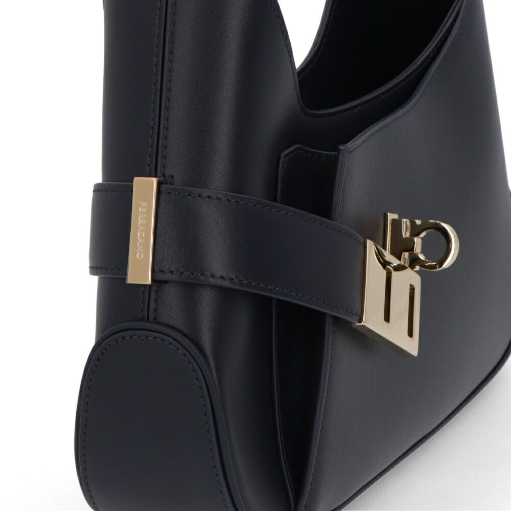 FERRAGAMO ショルダーバッグ ネイビー レザー 216295 0768598