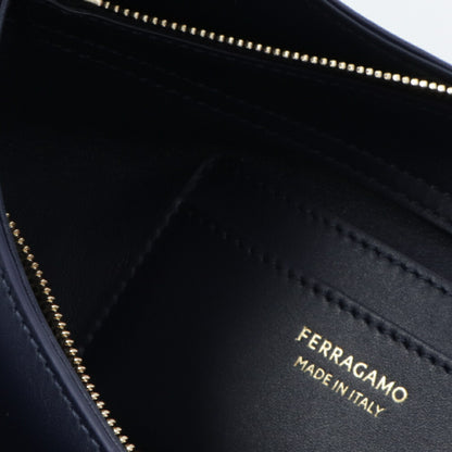 FERRAGAMO ショルダーバッグ ネイビー レザー 216295 0768598