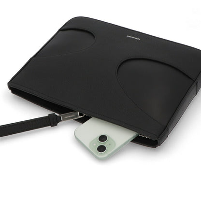 FERRAGAMO クラッチバッグ ブラック 241285 0764030