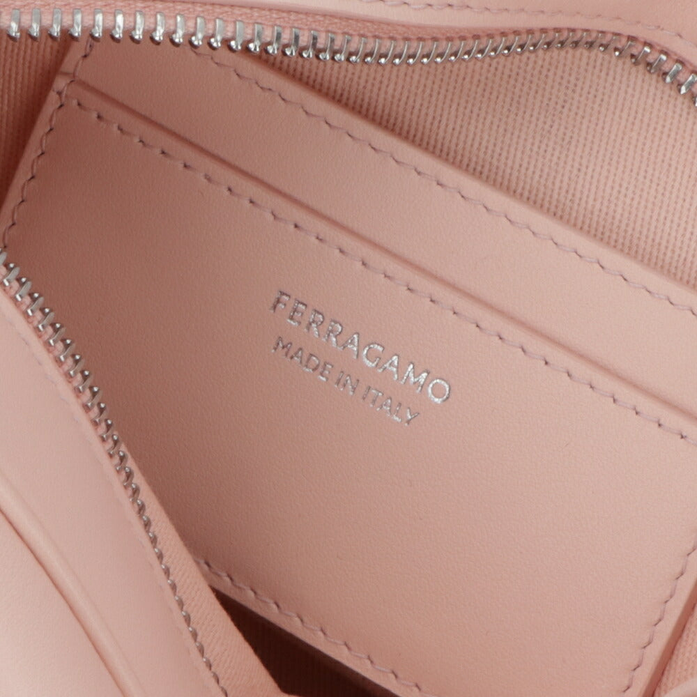 FERRAGAMO フェラガモ  ショルダーバッグ ピンク カメラバッグ ミニバッグ クロスボディバッグ 216292 769549