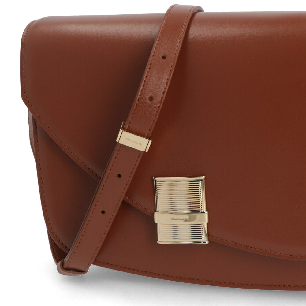 FERRAGAMO フェラガモ  ショルダーバッグ ブラウン クロスボディバッグ フィアンマ 216798 774680