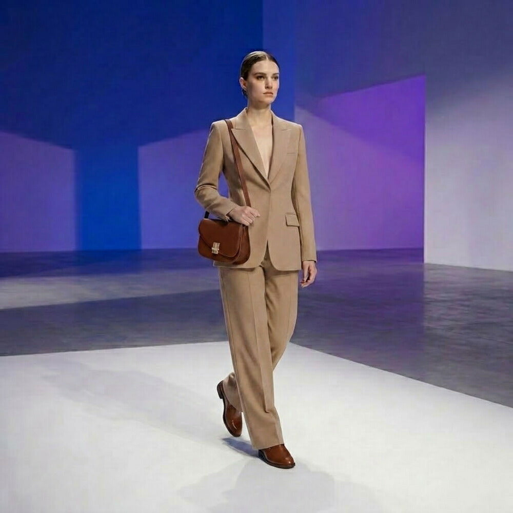FERRAGAMO フェラガモ  ショルダーバッグ ブラウン クロスボディバッグ フィアンマ 216798 774680